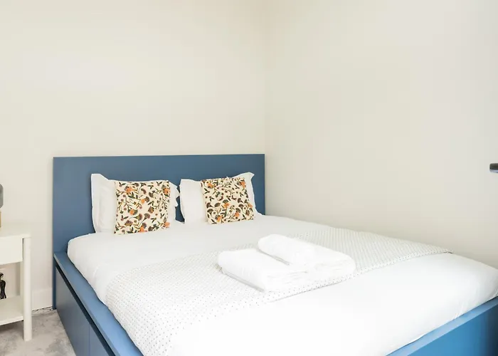 Lapa Charm Apartments With Patio