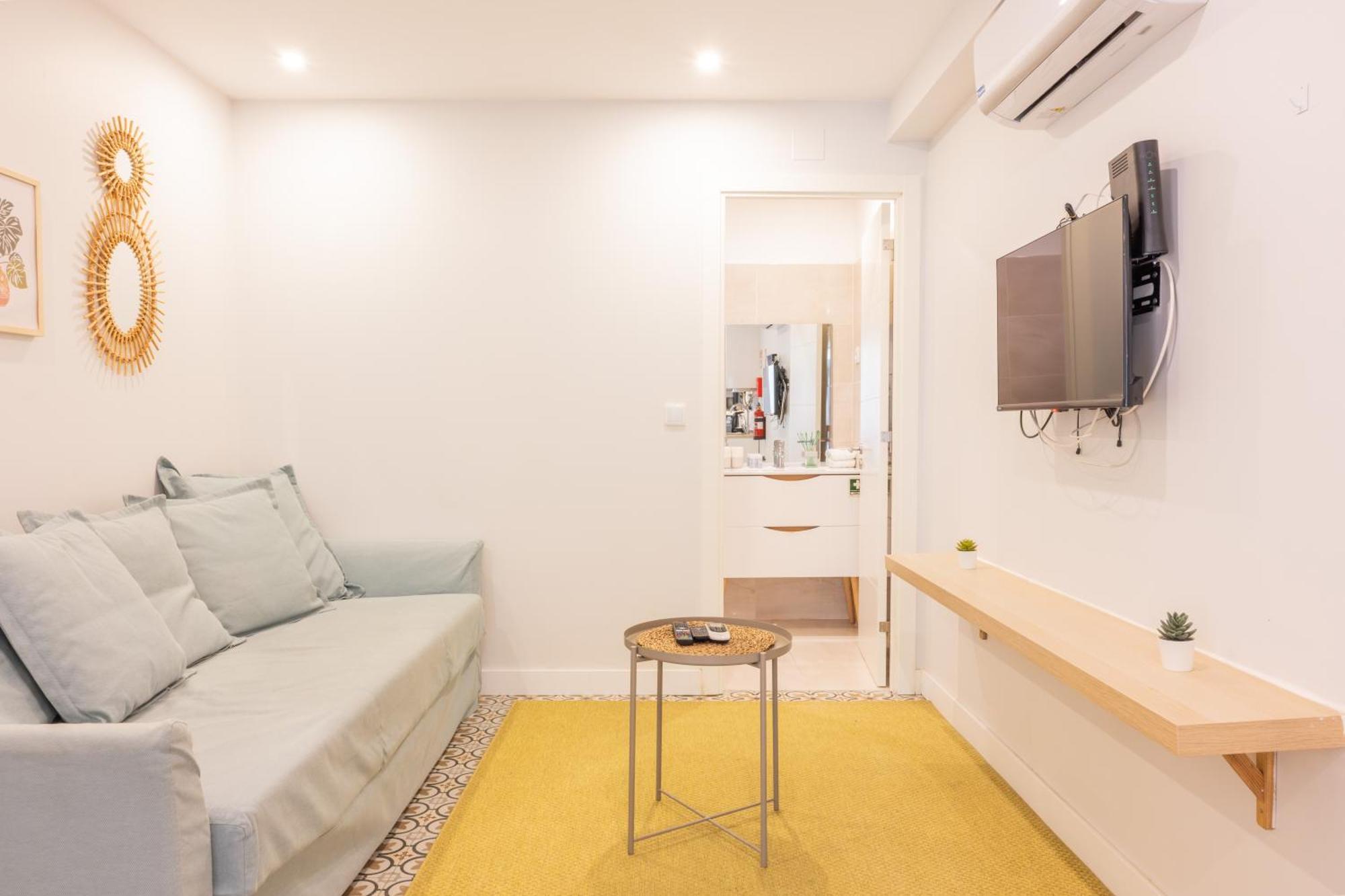 Apartment Lapa Charm With Patio Lissabon